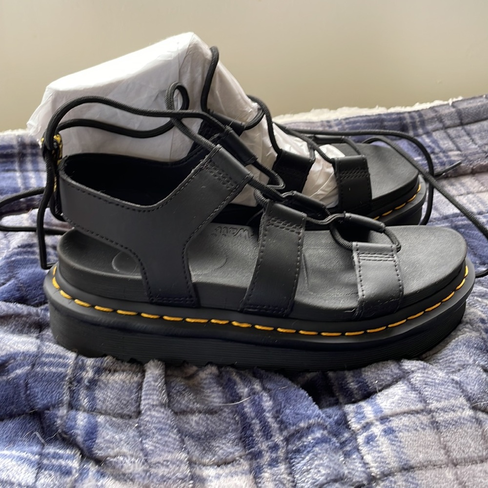 Dr. Martens Nartilla Black never worn
